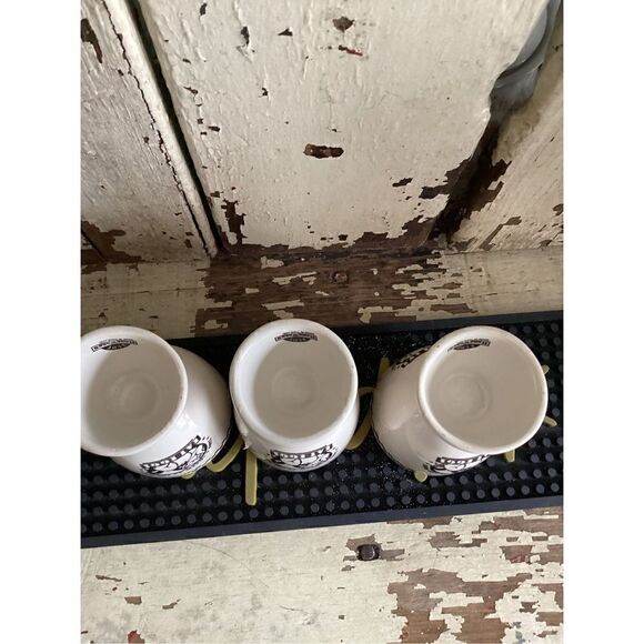 ACME Home Works Foghorn Leghorn Egg Cups “Take A Crack At The Best - Eat Eggs” D - Picture 5 of 7